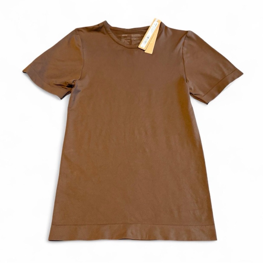 SKIMS Soft Smoothing Seamless T-Shirt NWT